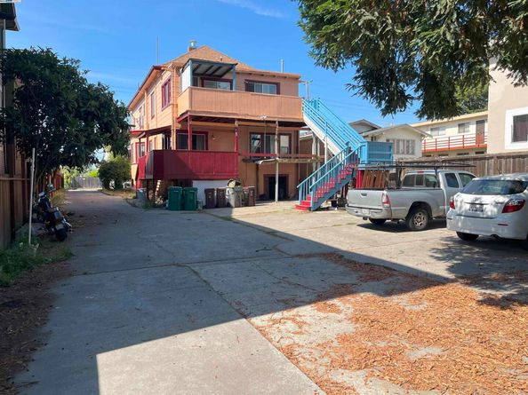 2324 9Th Ave, Oakland CA 94606