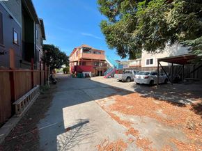 2324 9Th Ave, Oakland CA 94606