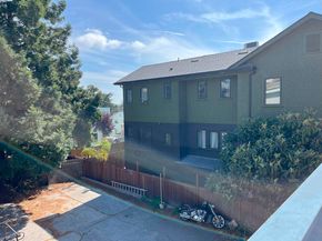 2324 9Th Ave, Oakland CA 94606