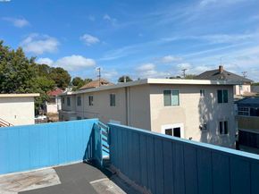 2324 9Th Ave, Oakland CA 94606