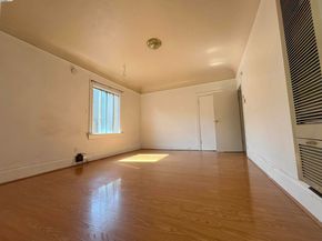 2324 9Th Ave, Oakland CA 94606