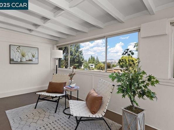 2200 Pine Knoll Dr 11, Walnut Creek CA 94595