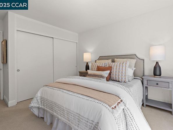 2200 Pine Knoll Dr 11, Walnut Creek CA 94595