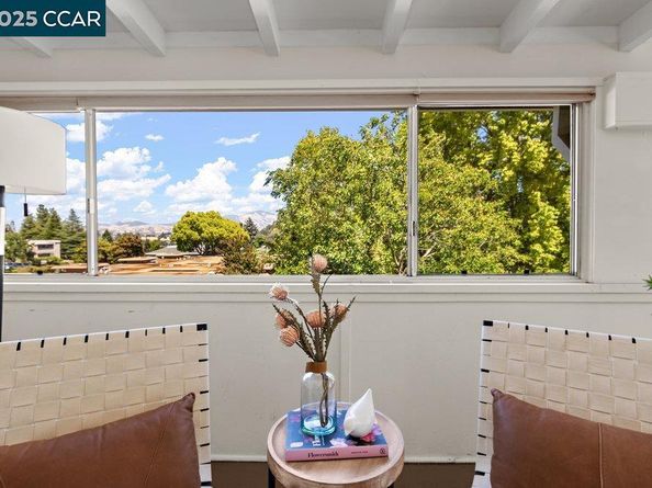 2200 Pine Knoll Dr 11, Walnut Creek CA 94595