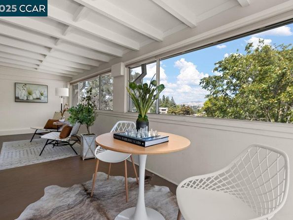2200 Pine Knoll Dr 11, Walnut Creek CA 94595