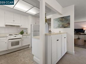 2200 Pine Knoll Dr 11, Walnut Creek CA 94595