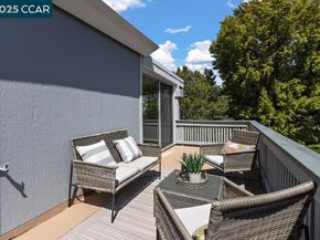 2200 Pine Knoll Dr 11, Walnut Creek CA 94595