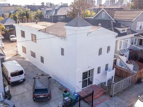 3214 Market St, Oakland CA 94608