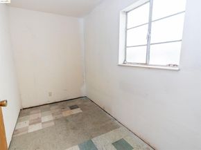 3214 Market St, Oakland CA 94608