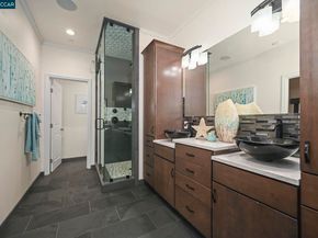 3981 Amyx Ct, Hayward CA 94542