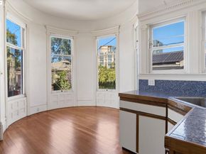 102 Hamilton Pl, Oakland CA 94612