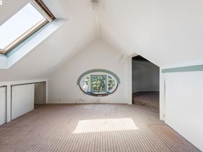 102 Hamilton Pl, Oakland CA 94612