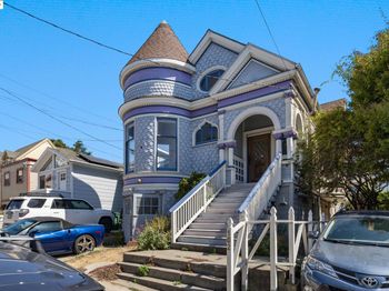 102 Hamilton Pl