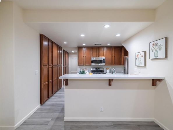 2200 Beech Cir, San Jose CA 95131