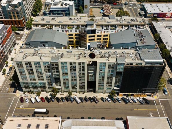 311 Oak St 720, Oakland CA 94607