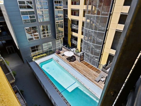 311 Oak St 720, Oakland CA 94607
