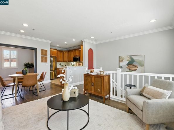 13 Oak Treat Ct, Walnut Creek CA 94597