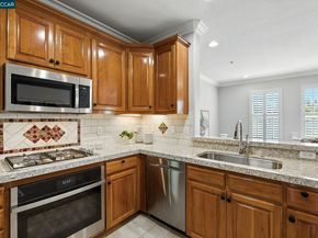 13 Oak Treat Ct, Walnut Creek CA 94597