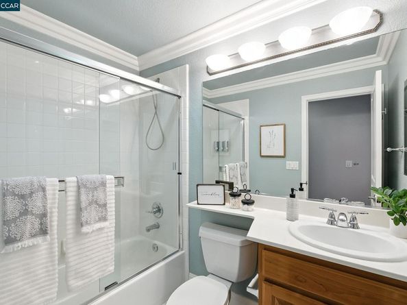 13 Oak Treat Ct, Walnut Creek CA 94597