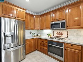 13 Oak Treat Ct, Walnut Creek CA 94597