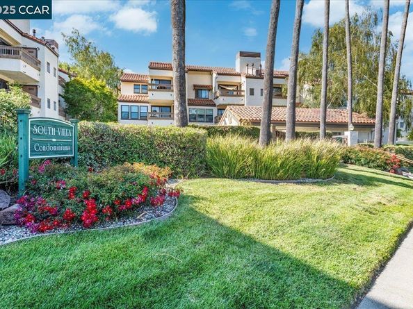1733 S Villa Way, Walnut Creek CA 94595