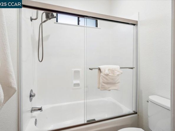 1733 S Villa Way, Walnut Creek CA 94595