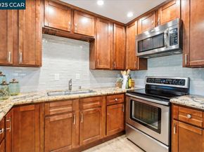 1733 S Villa Way, Walnut Creek CA 94595