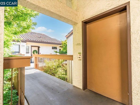 1733 S Villa Way, Walnut Creek CA 94595