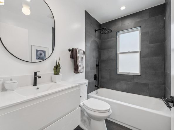 1207 Cedar St, Berkeley CA 94702
