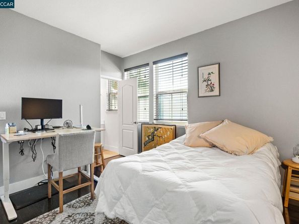 6071 Old Quarry, Oakland CA 94605