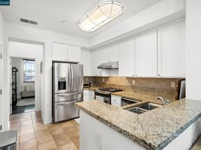 6071 Old Quarry, Oakland CA 94605