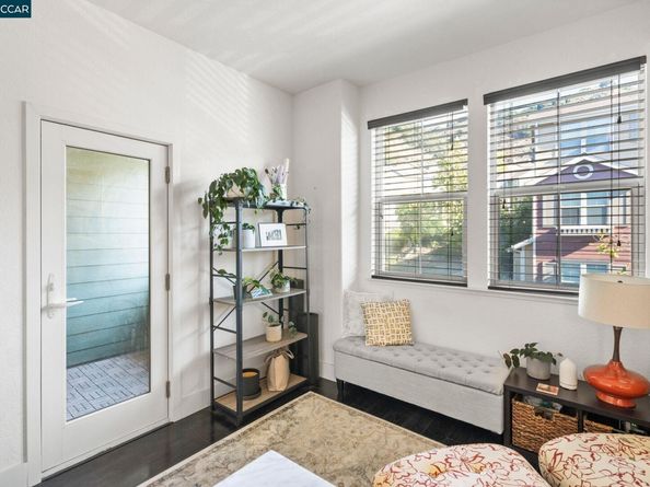 6071 Old Quarry, Oakland CA 94605