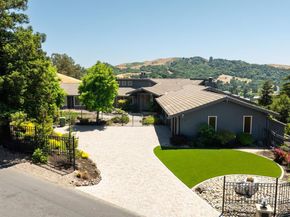 1960 Joseph Dr, Moraga CA 94556