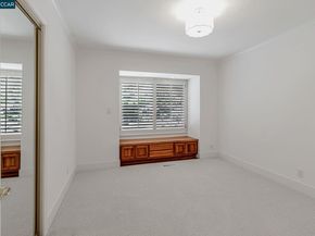 1960 Joseph Dr, Moraga CA 94556