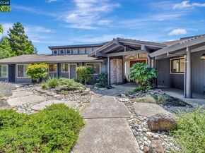 1960 Joseph Dr, Moraga CA 94556