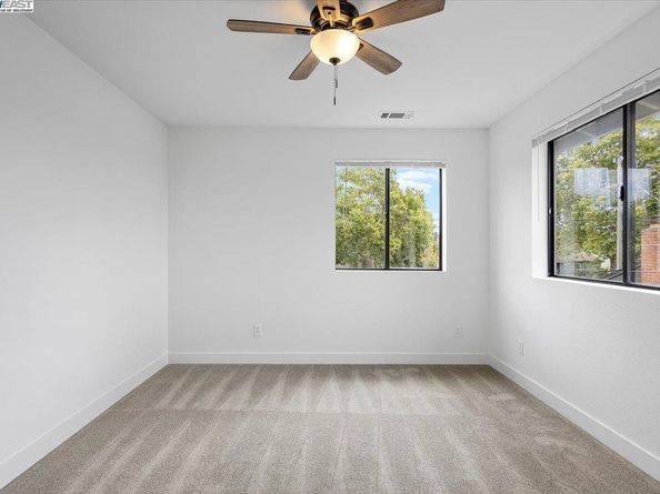 20101 Catalina Dr, Castro Valley CA 94546
