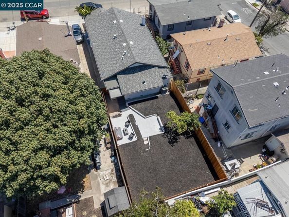 2155 Rosedale Ave, Oakland CA 94601