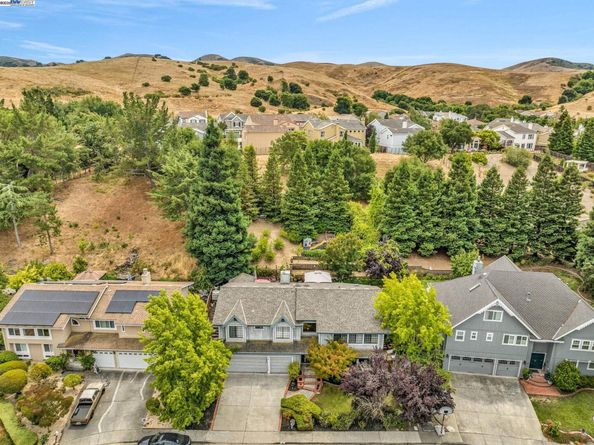 22 Cobblestone Ct, San Ramon CA 94583