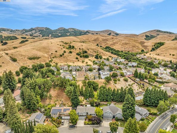 22 Cobblestone Ct, San Ramon CA 94583