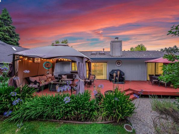 22 Cobblestone Ct, San Ramon CA 94583