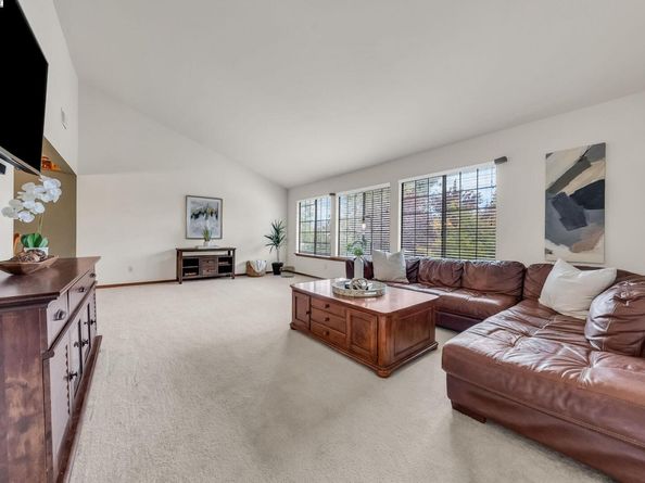 22 Cobblestone Ct, San Ramon CA 94583
