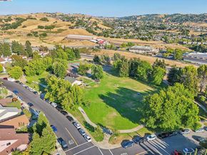 1006 Chelsea, Hercules CA 94547