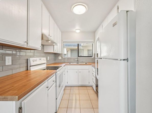 1006 Chelsea, Hercules CA 94547