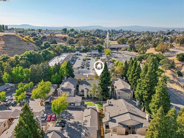 1006 Chelsea, Hercules CA 94547