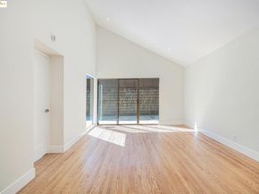 218 The Knoll, Orinda CA 94563