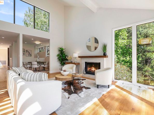 218 The Knoll, Orinda CA 94563