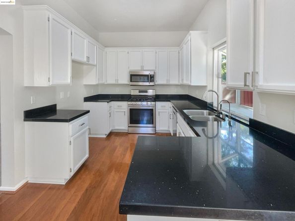 5740 Belleza Dr, Pleasanton CA 94588