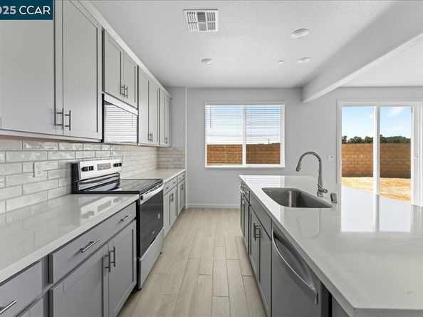 4207 Markovich Ct, Richmond CA 94806