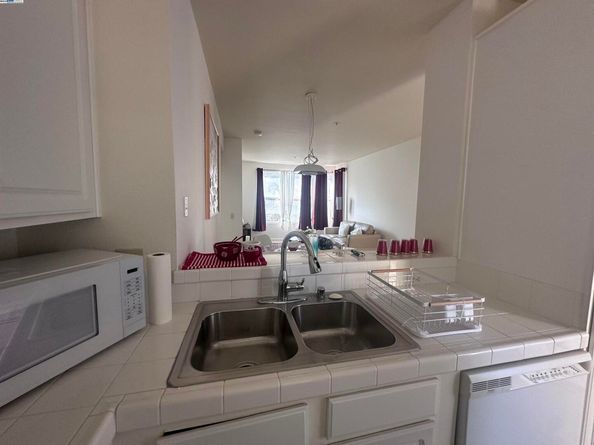1 Crescent Way 1402, San Francisco CA 94134