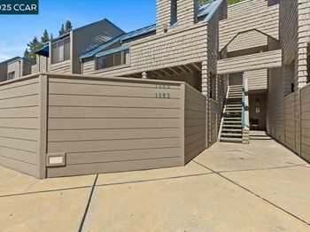 1063 Foxchase Dr